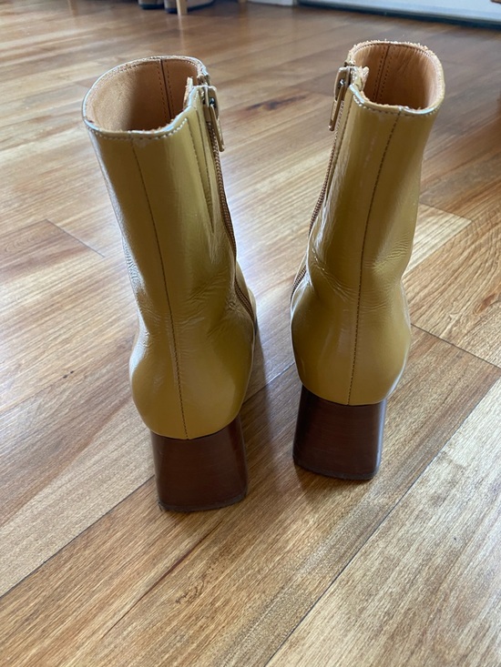 Sezane Axelle Ankle Boot in Honey Varnish - Picture 4 of 10